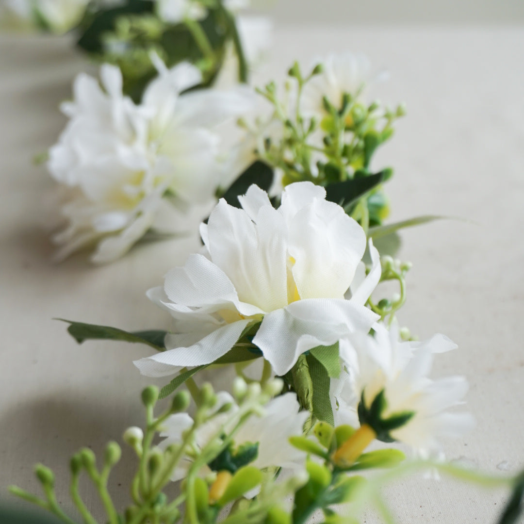 Girlander - hvite blomster