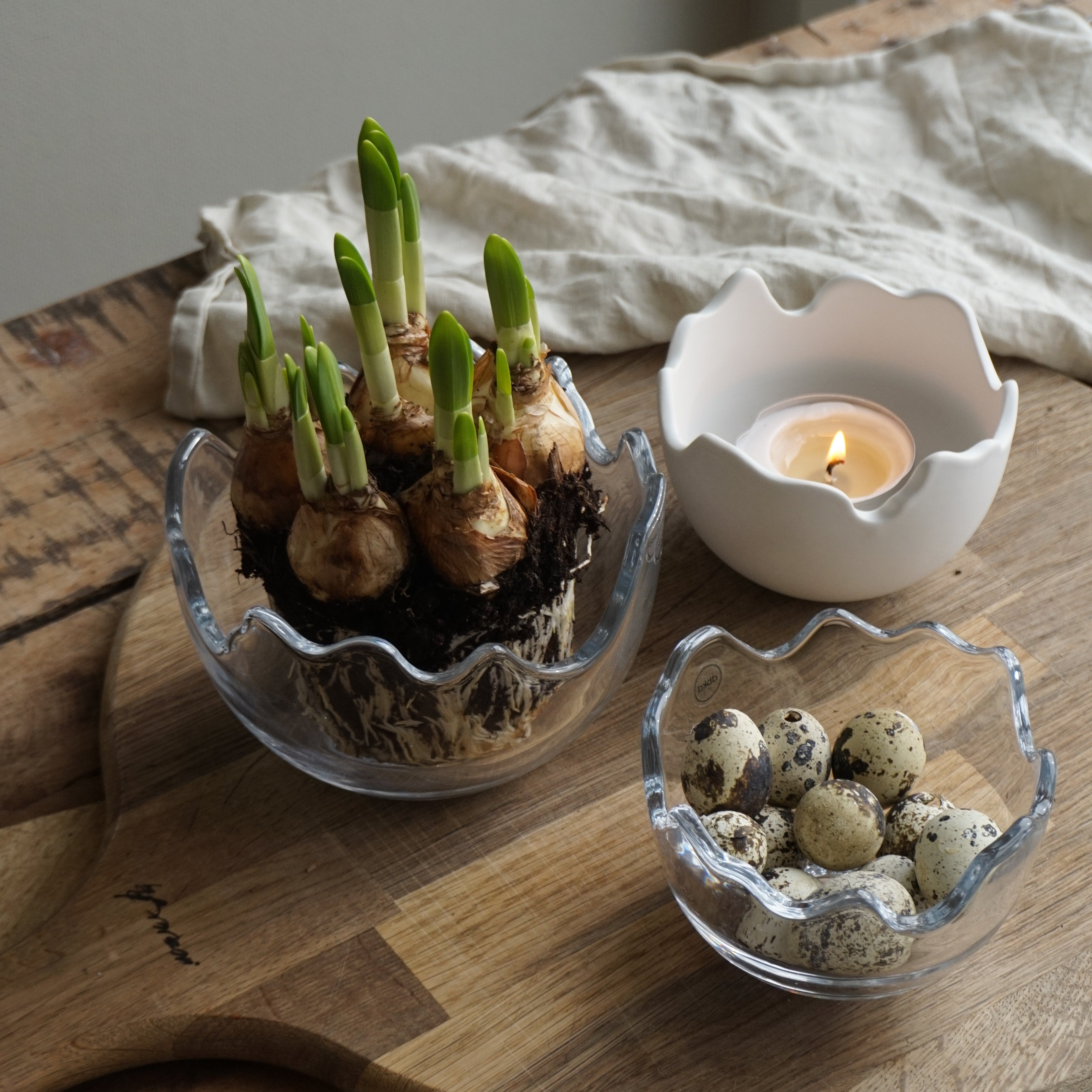 Easter eggshell glass - stor