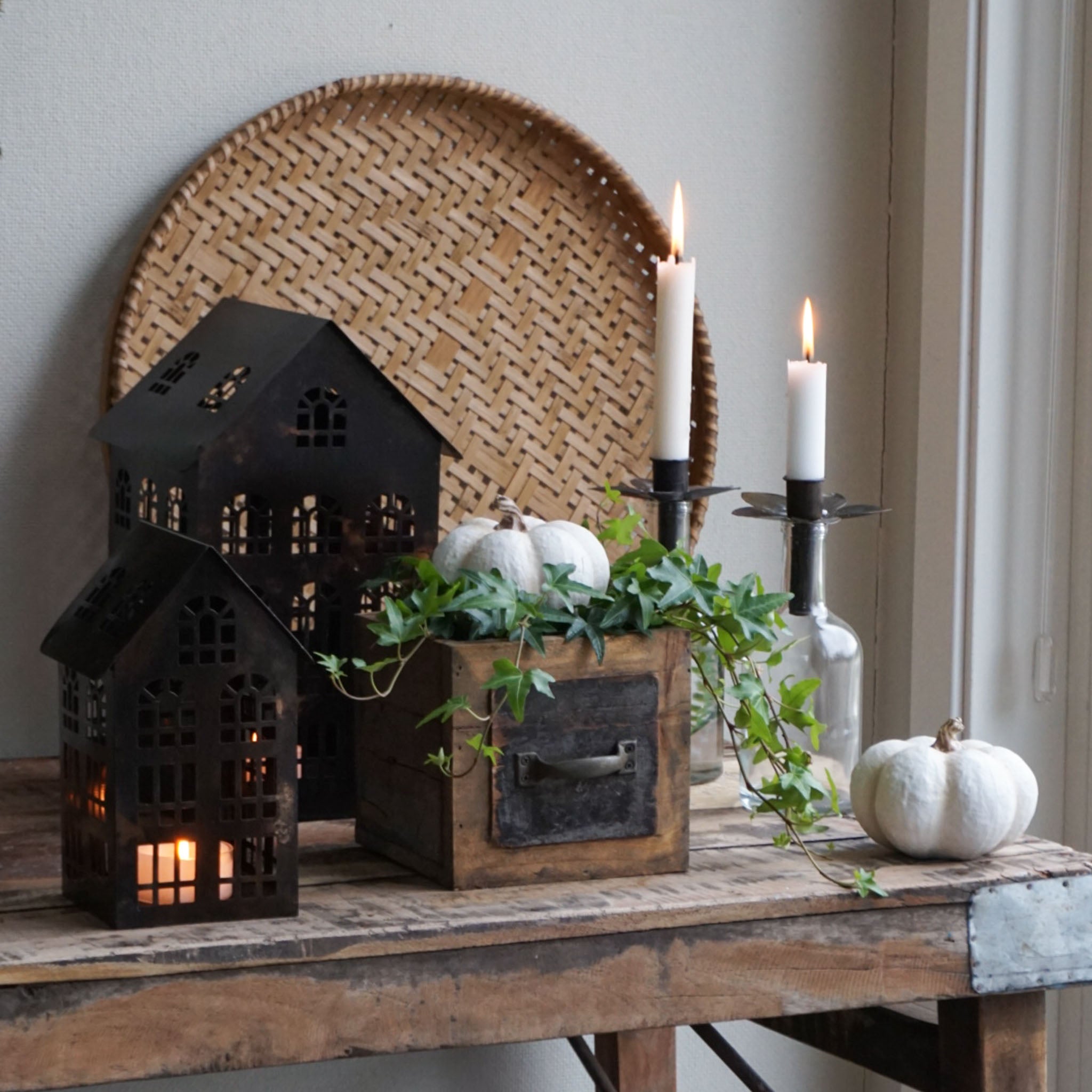 Trekasse med håndtak