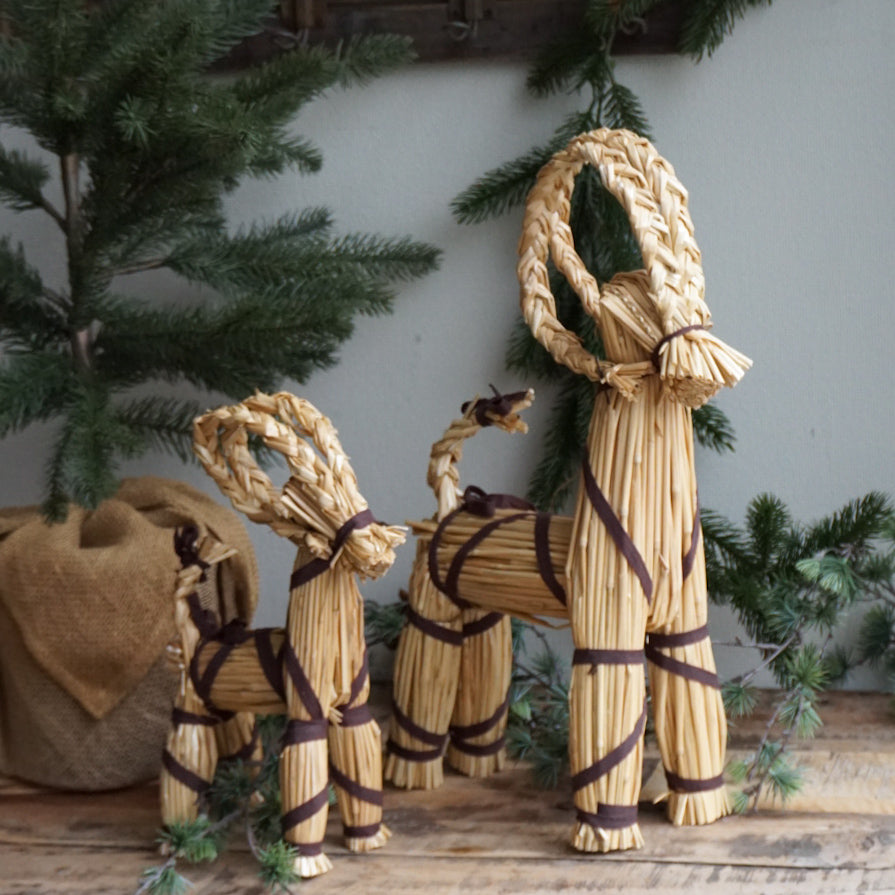 Julebukk m/brunt bånd - liten